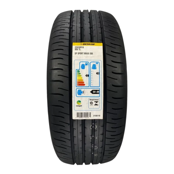 Dunlop Maxx 050