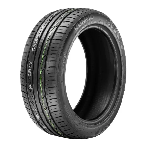 Kumho Ecsta